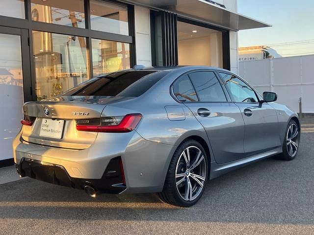 320d xDrive Berline RHD