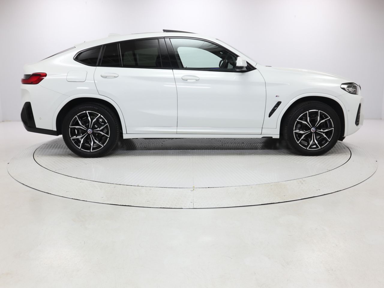 X4 xDrive20d RHD