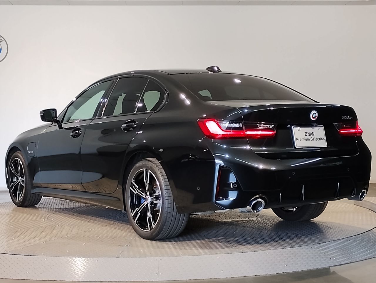 G20 330e Saloon LCI RHD MX