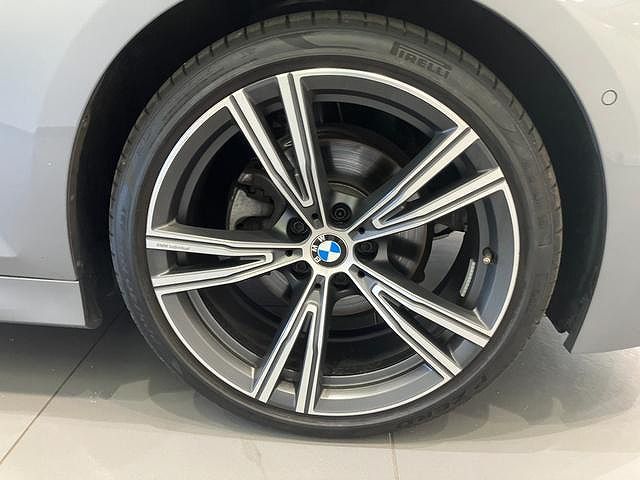 320d xDrive Berline RHD