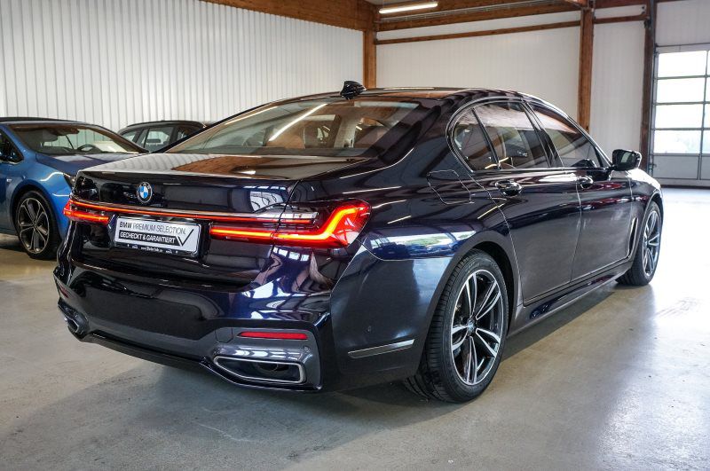 745e Limousine