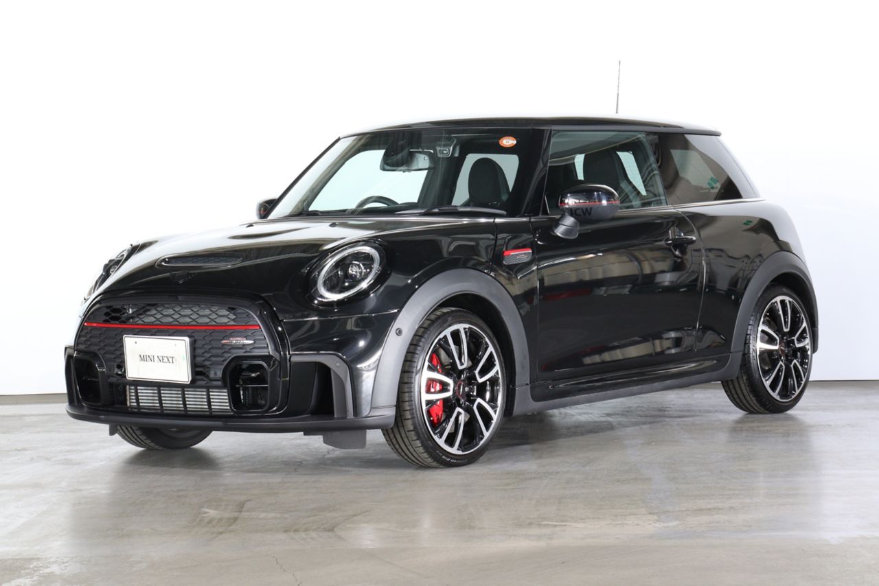 THE MINI JCW