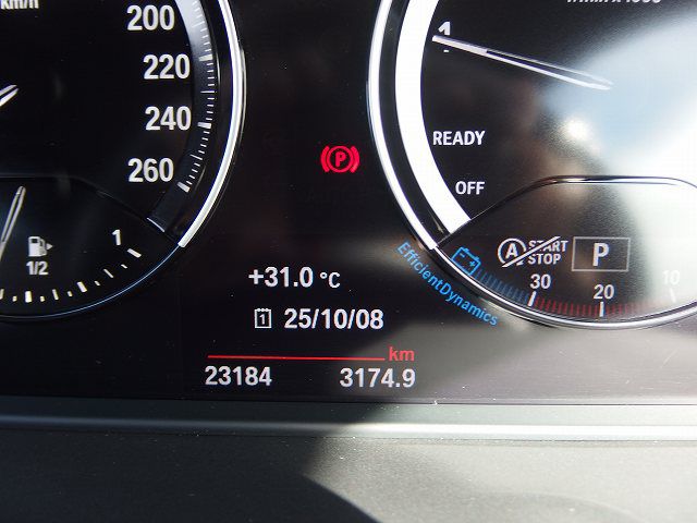 X1 sDrive18i RHD