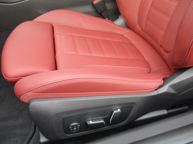 G42 220i Coupe