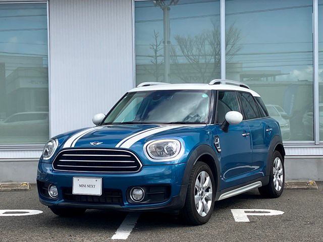 MINI COOPER D CROSSOVER.