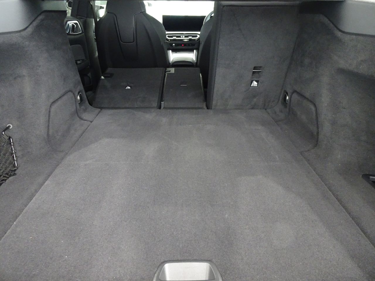 G26 i4 M50 RHD