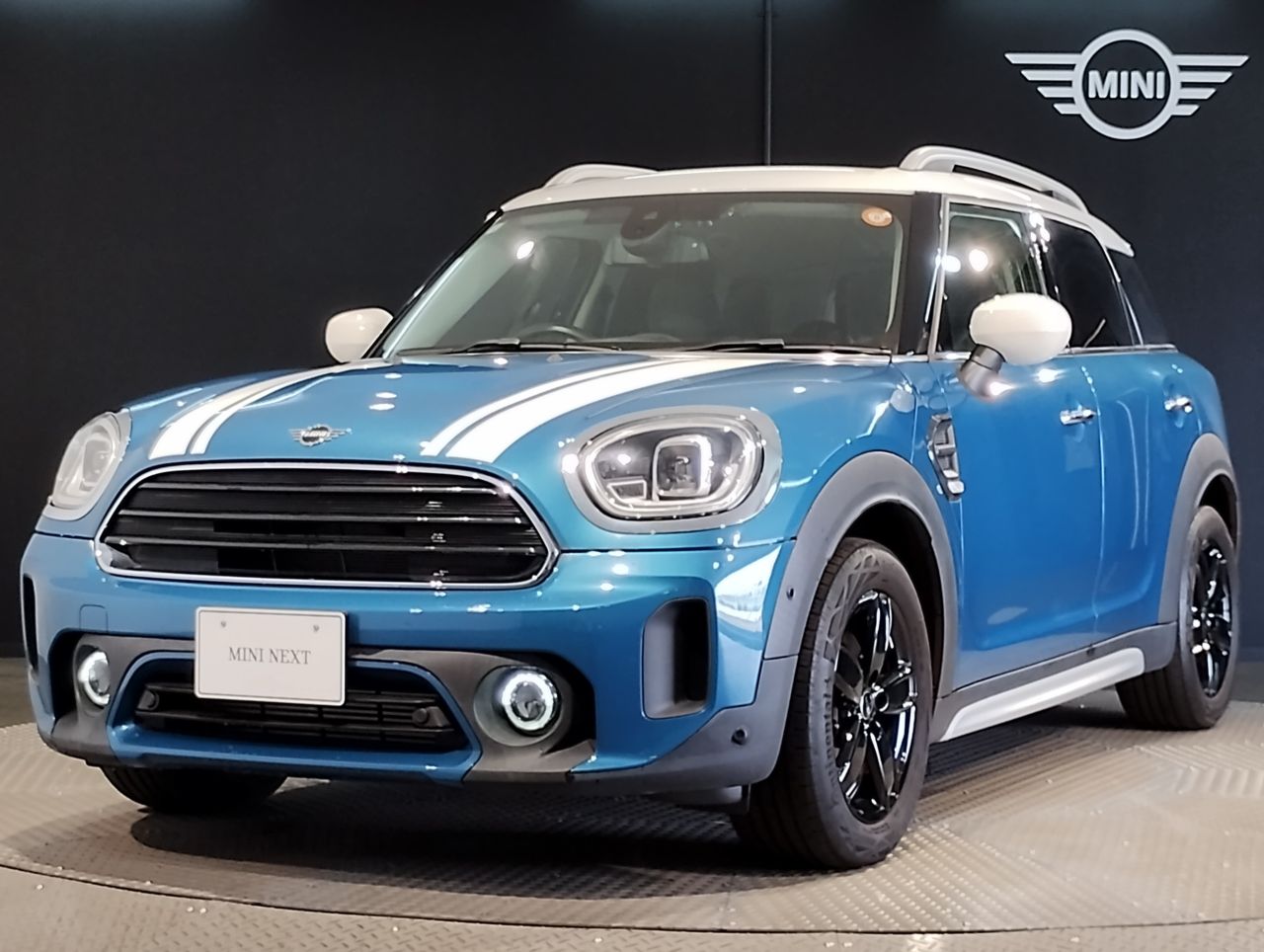 MINI COOPER D CROSSOVER.
