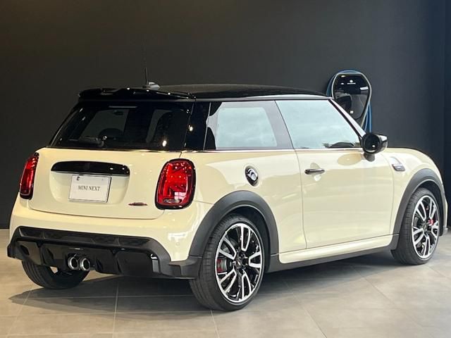 MINI JCW 3 Dr