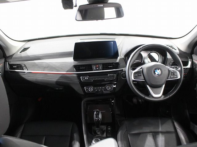X1 sDrive18i RHD