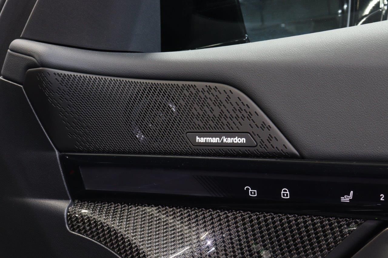 BMW i5 M60 xDrive Sedan RHD