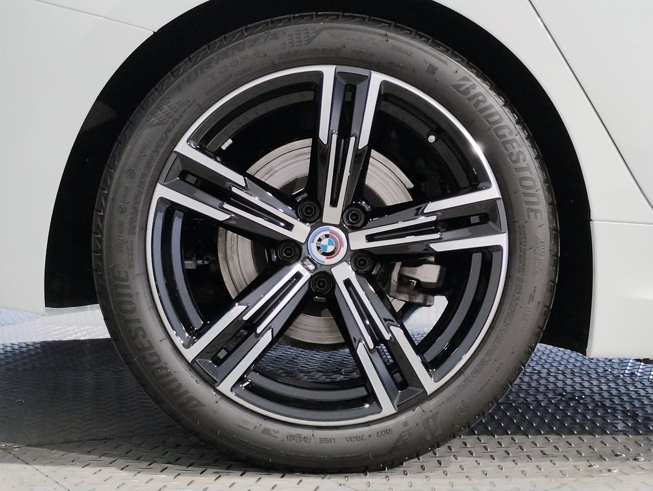 320d xDrive Berline RHD