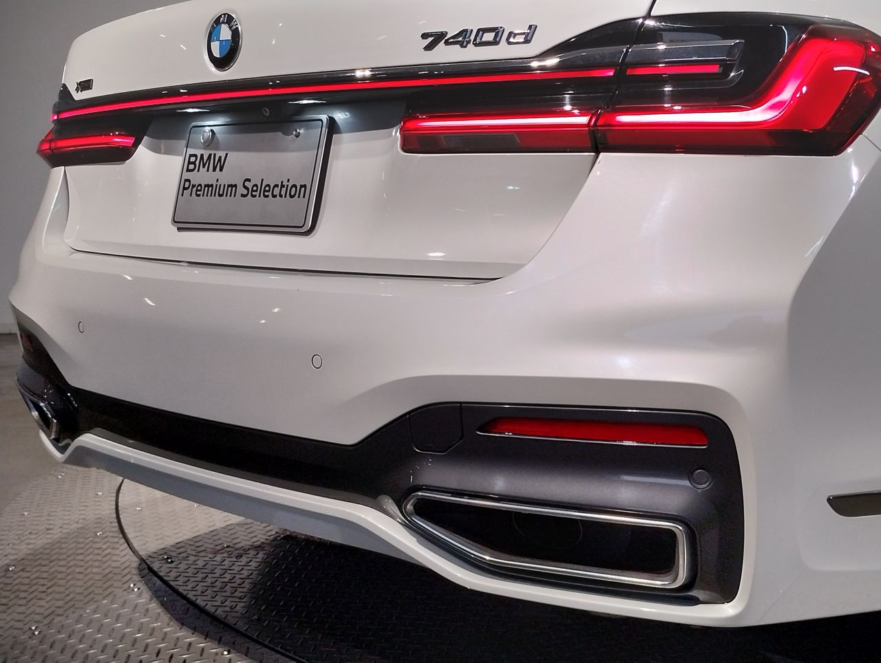 G11 740d xDrive Saloon RHD