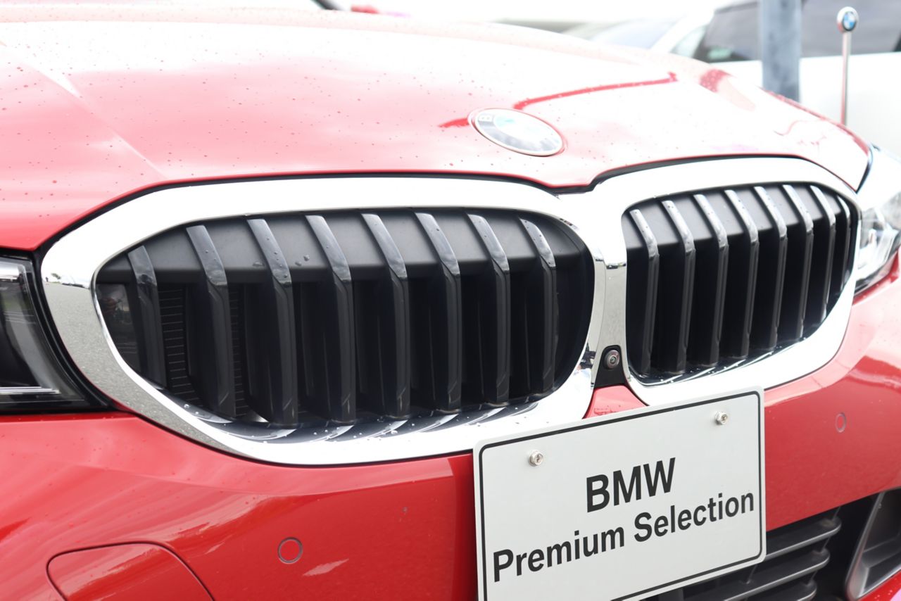 G20 320d xDrive RHD Saloon