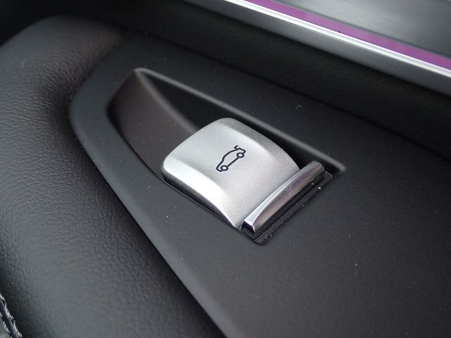 XM RHD