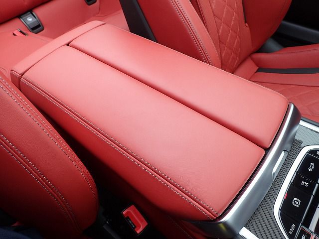 F91 M8 Competition Convertible S63 4.4i