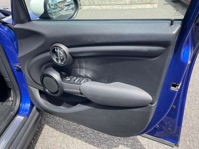 F55 MINI Cooper 5-Door Hatch LCI
