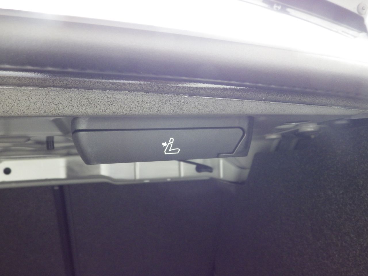 G20 320i Saloon LCI RHD MX