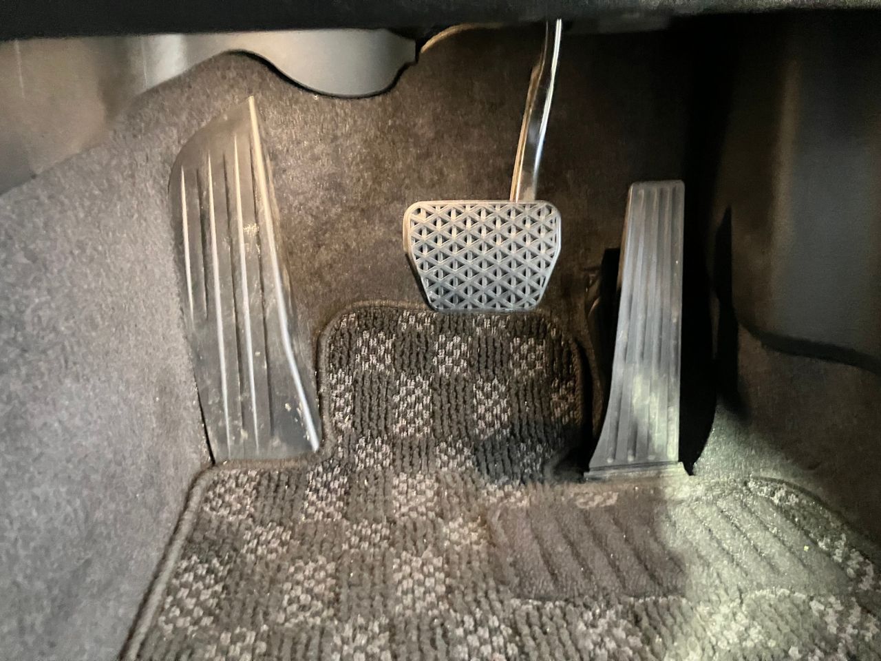 118 5DOOR RHD