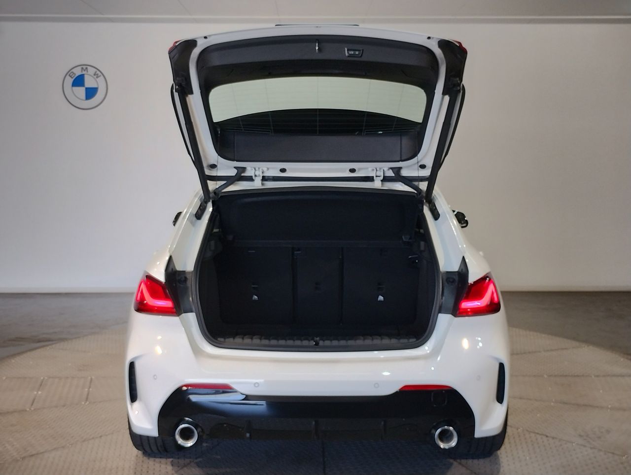 F40 118d Sports Hatch 5-door B47 2.0d