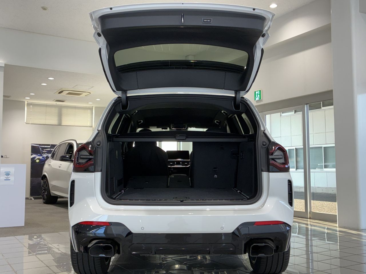G01 X3 M40i RHD LCI ZA