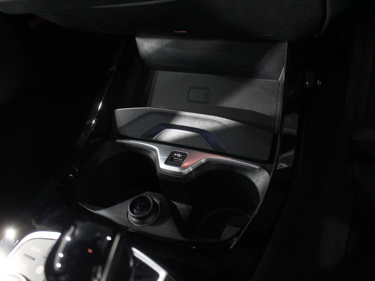 F40 118d Sports Hatch 5-door B47 2.0d