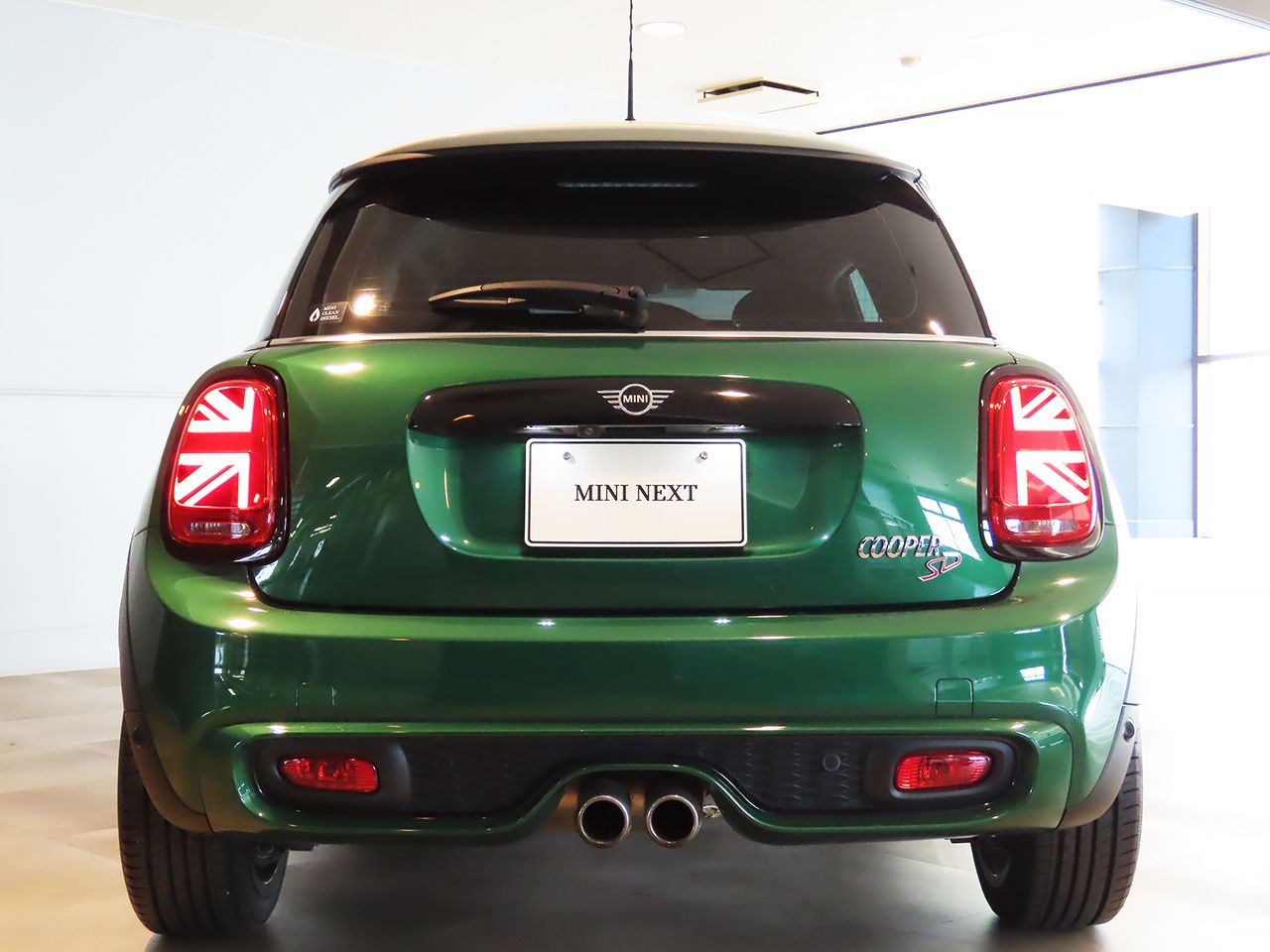 F56 COOPER S D(AT)