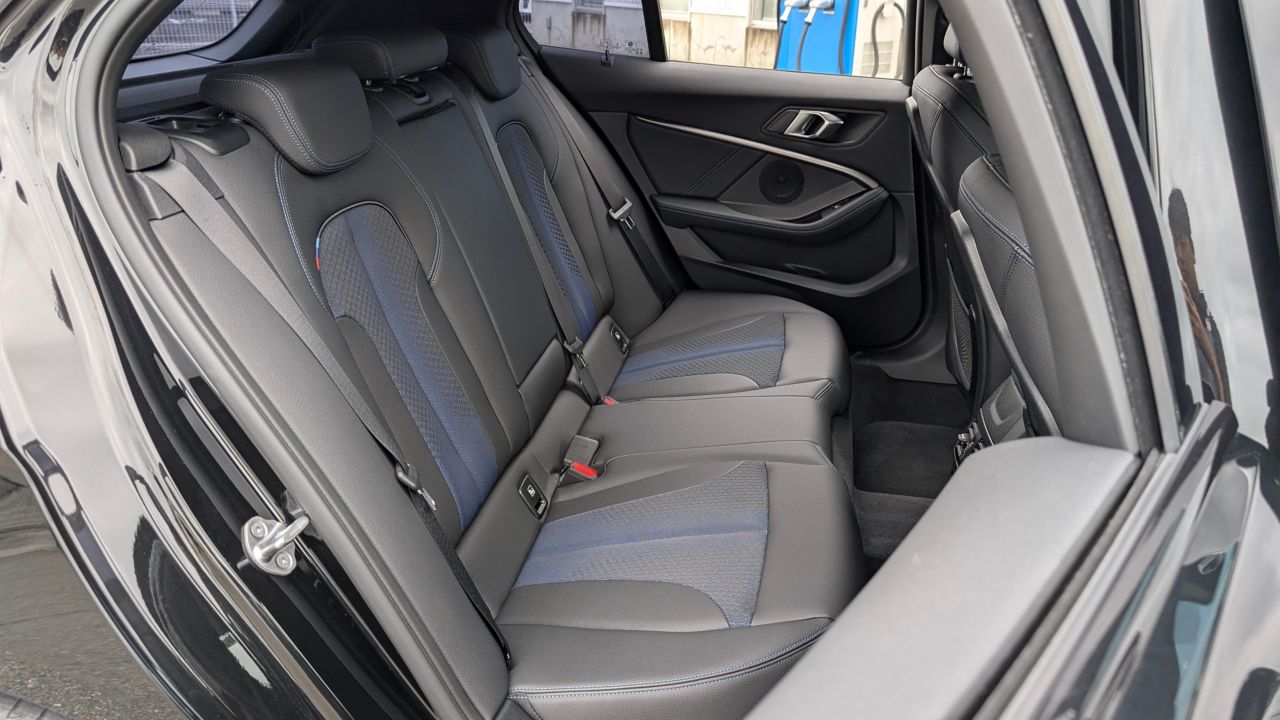 F40 118d Sports Hatch 5-door B47 2.0d