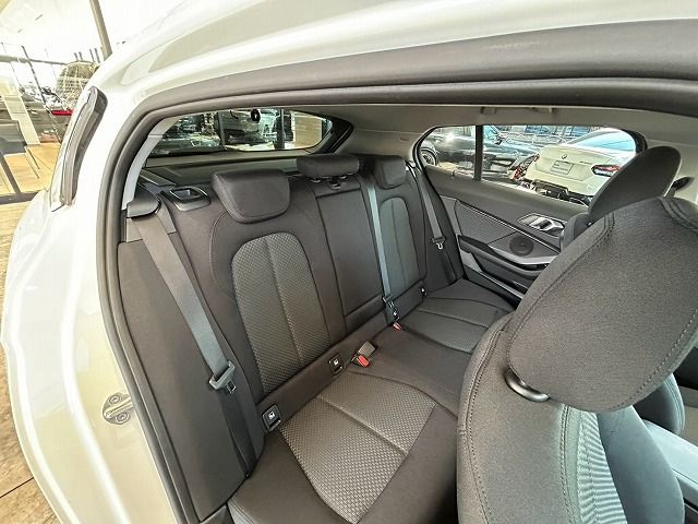 F40 118d Sports Hatch 5-door B47 2.0d