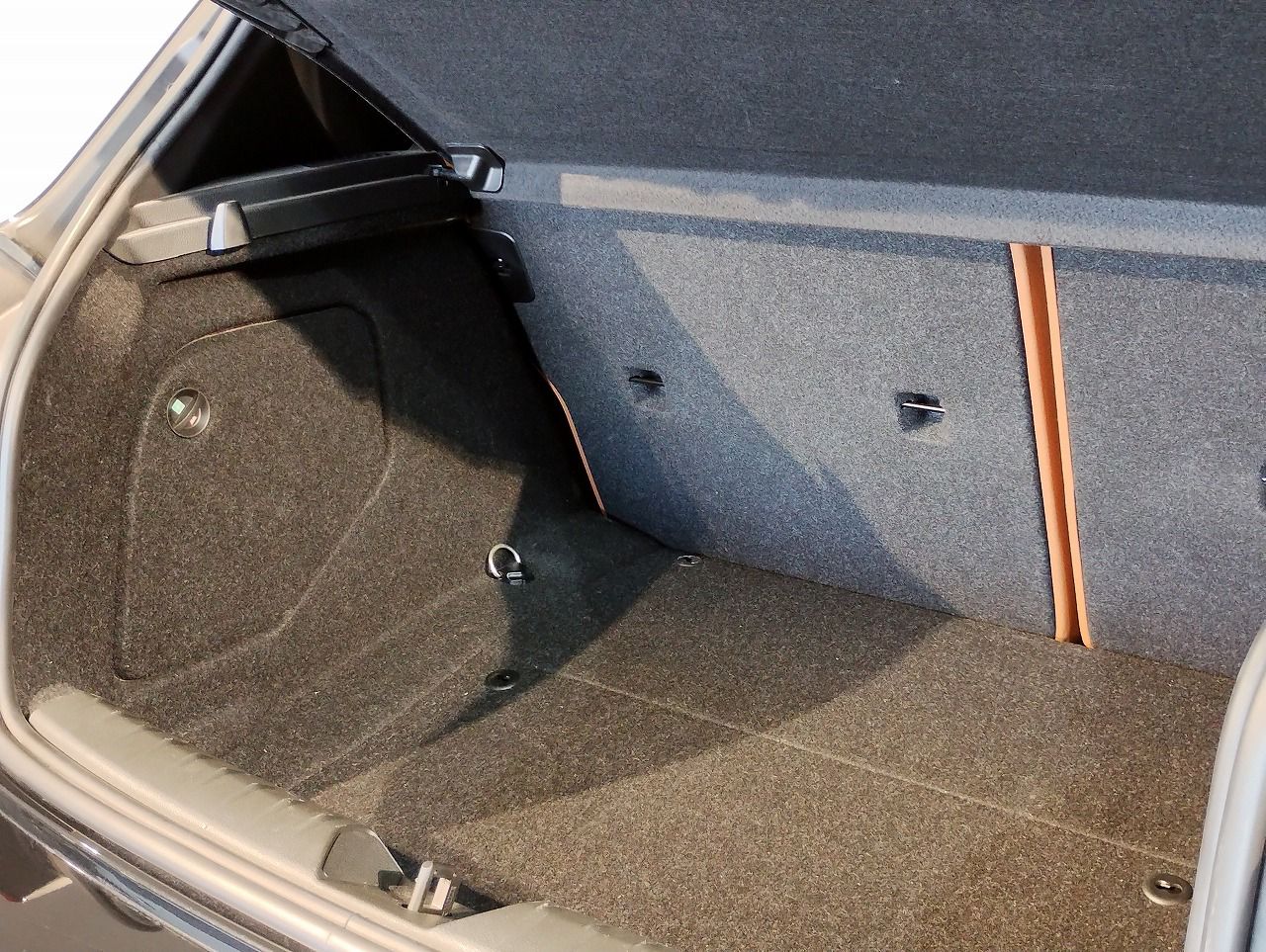 118D 5DOOR RHD