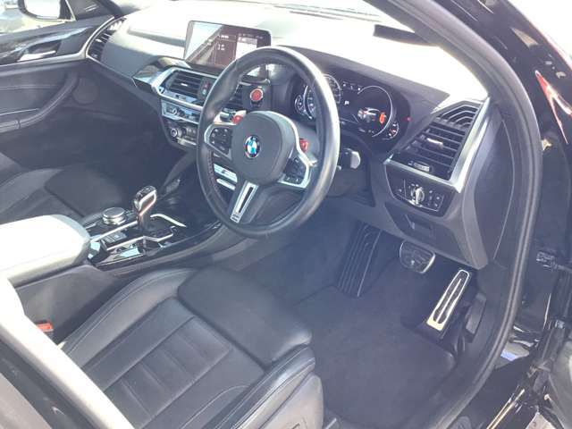 X4 M RHD