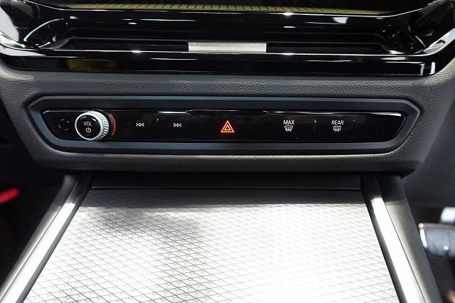 G20 320i Saloon LCI RHD MX