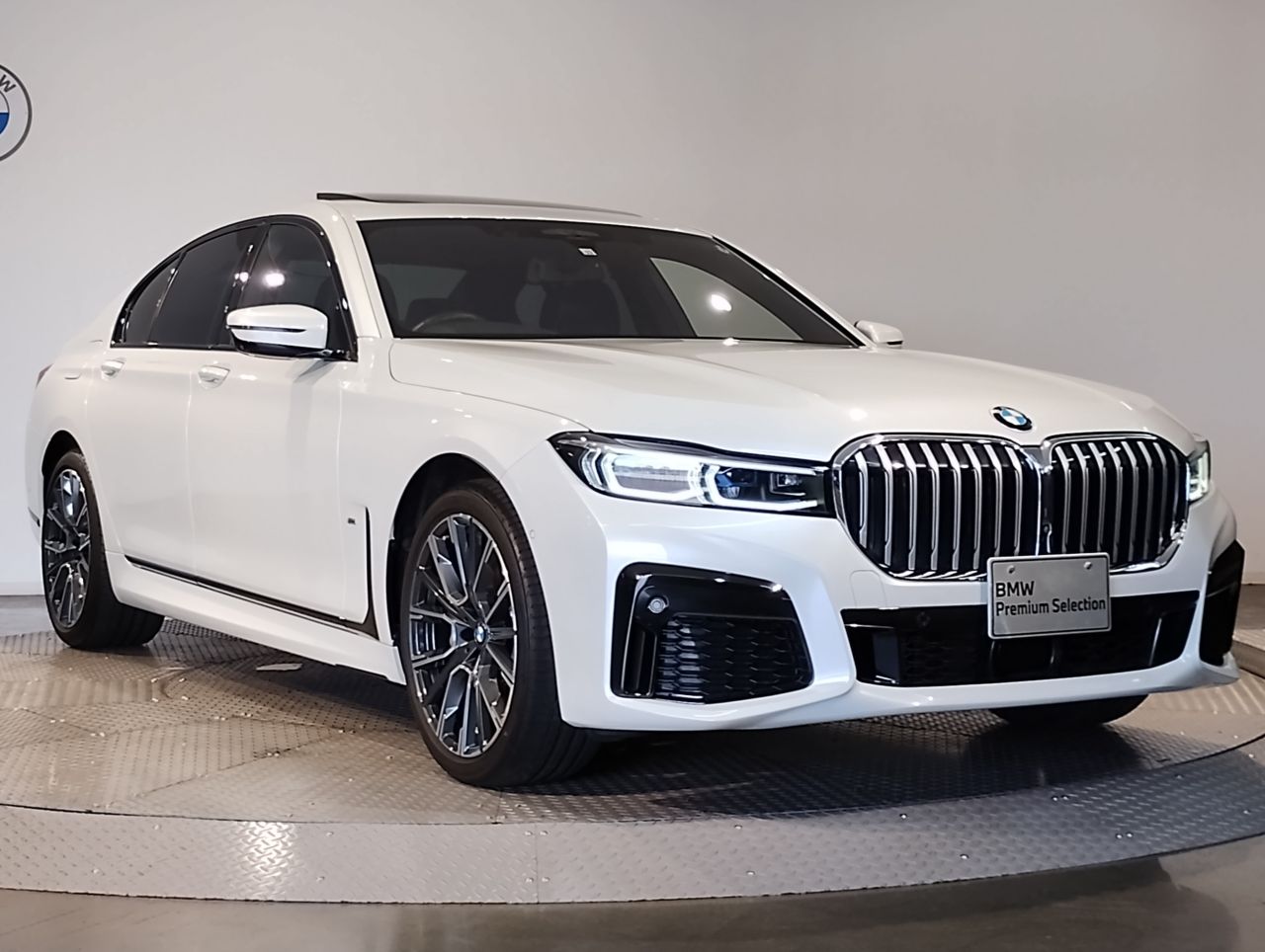 G11 740d xDrive Saloon RHD