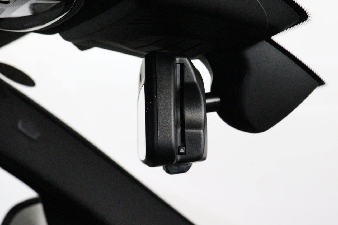 G01 X3 M40d RHD LCI ZA