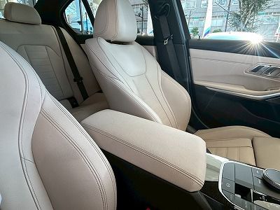 G20 330e Saloon RHD MX