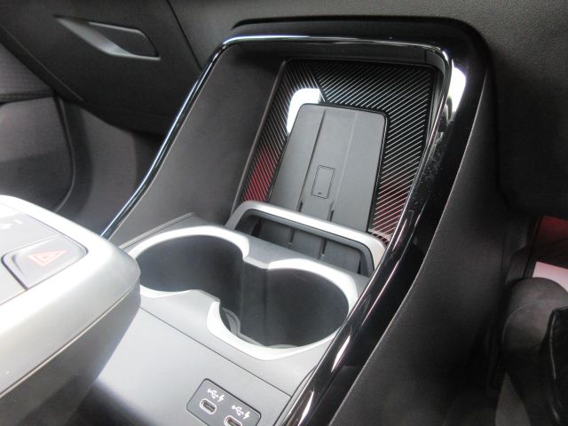 iX2 xDrive30 MSP