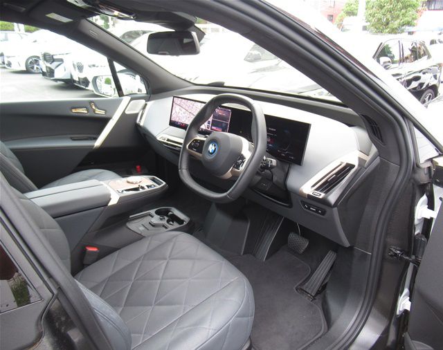 i20 iX xDrive50