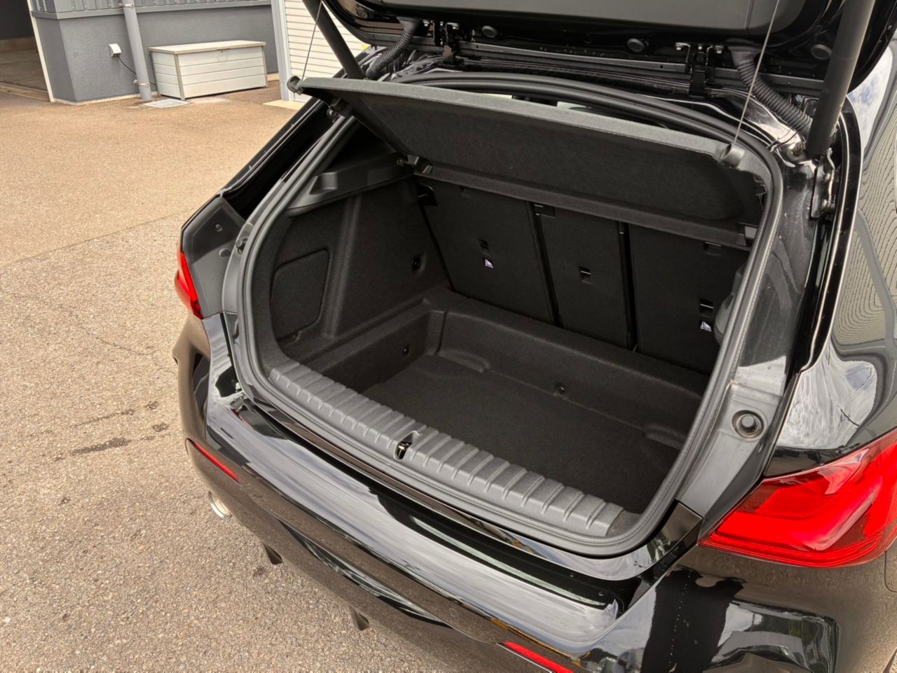 F40 118d Sports Hatch 5-door B47 2.0d