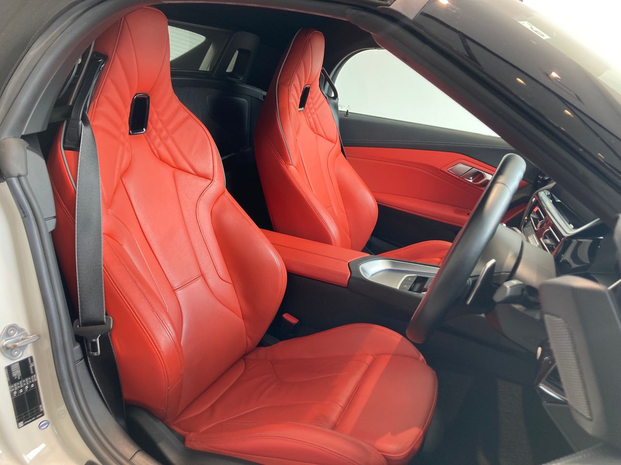 G29 Z4 M40i RHD