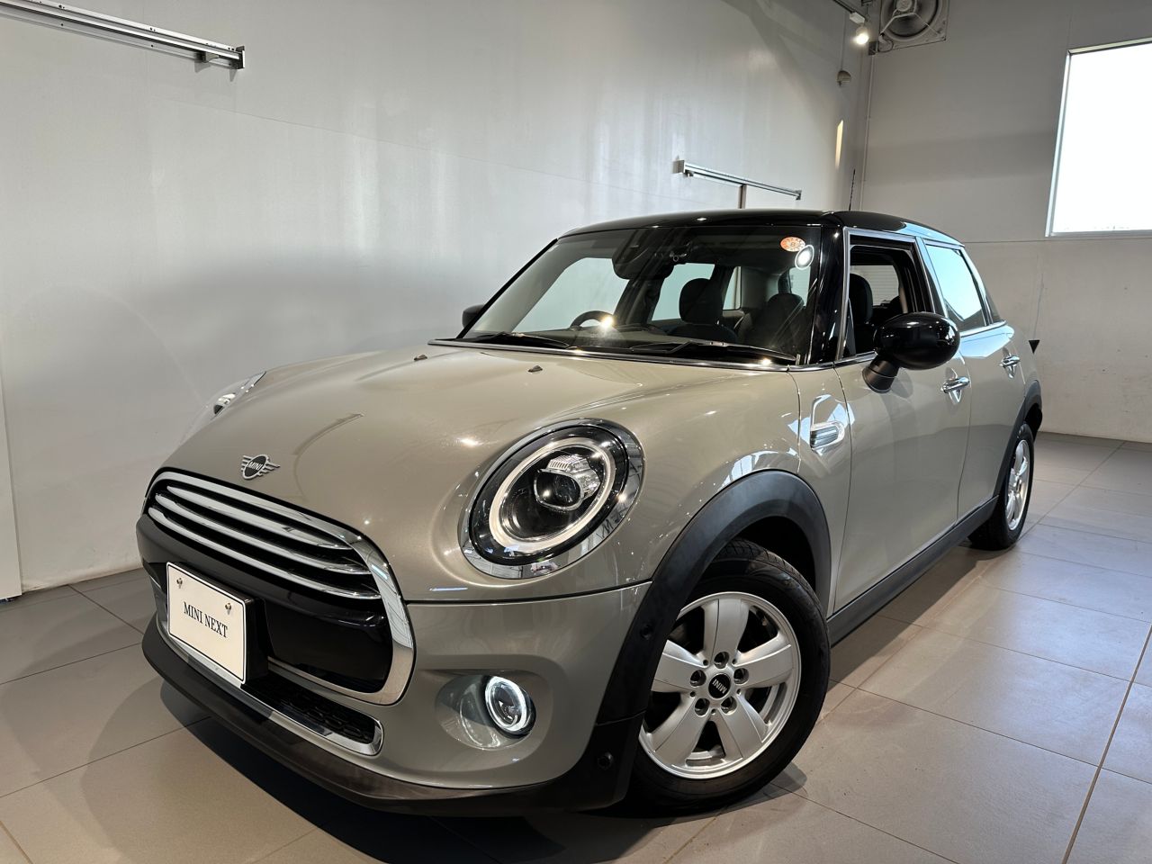 F55 MINI Cooper 5-Door Hatch LCI