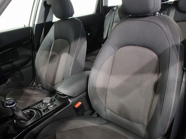 MINI CLUBMAN COOPER D