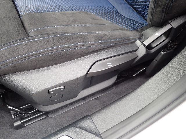 F40 118d Sports Hatch 5-door B47 2.0d