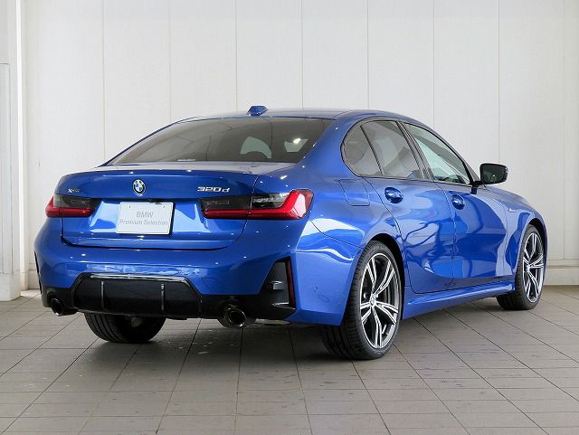 320d xDrive Berline RHD