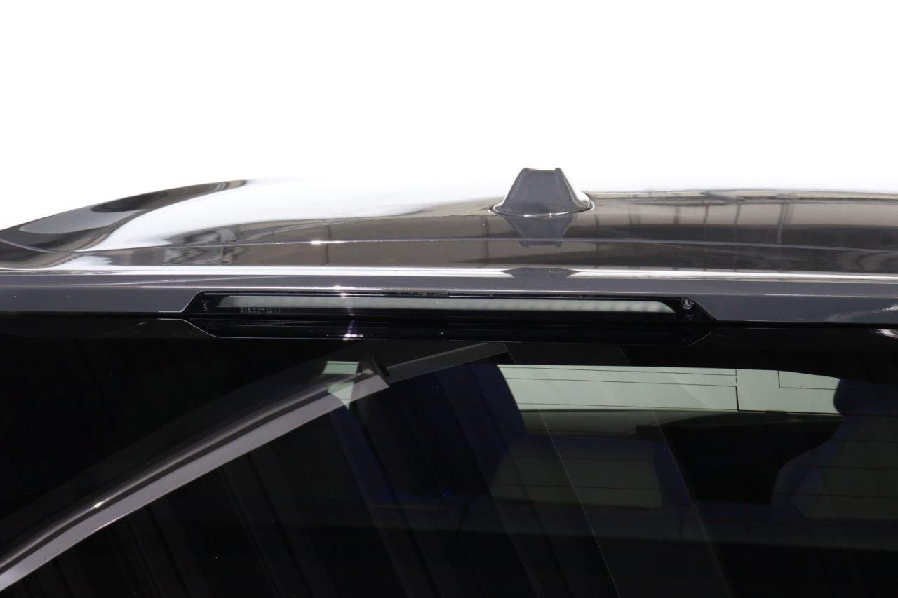 XM RHD