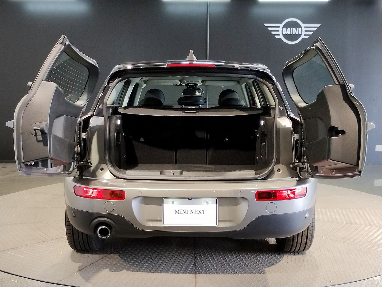 MINI CLUBMAN COOPER D