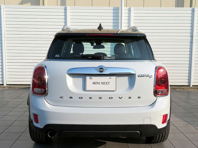 MINI CROSSOVER COOPER D