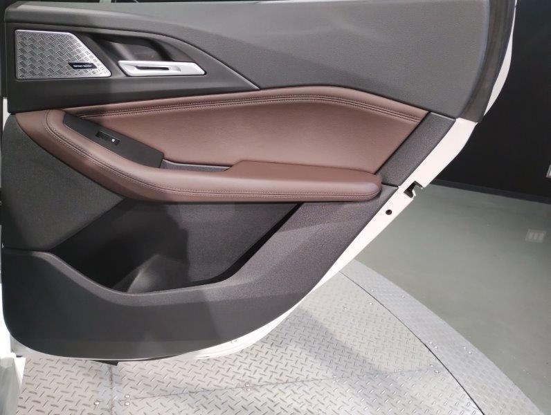 U06 218d Active Tourer B47 2.0d