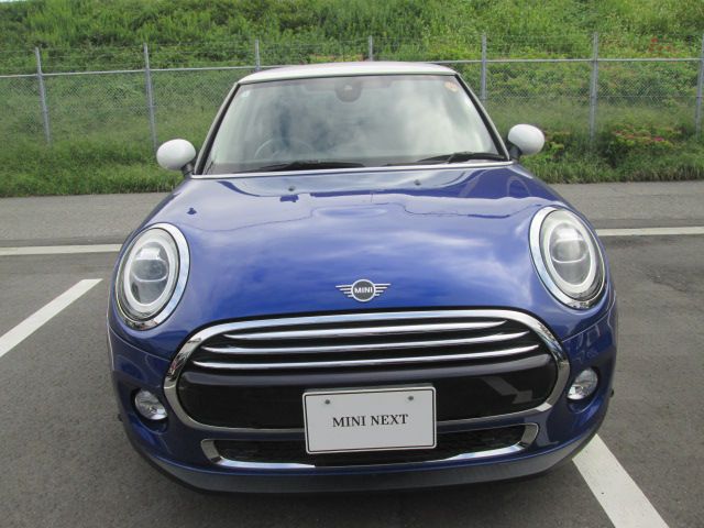 F56 COOPER D (AT)