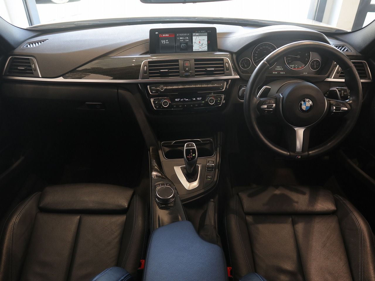 320I XDRIVE TOURING RHD