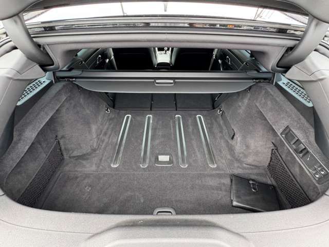 G21 320d xDrive Touring RHD