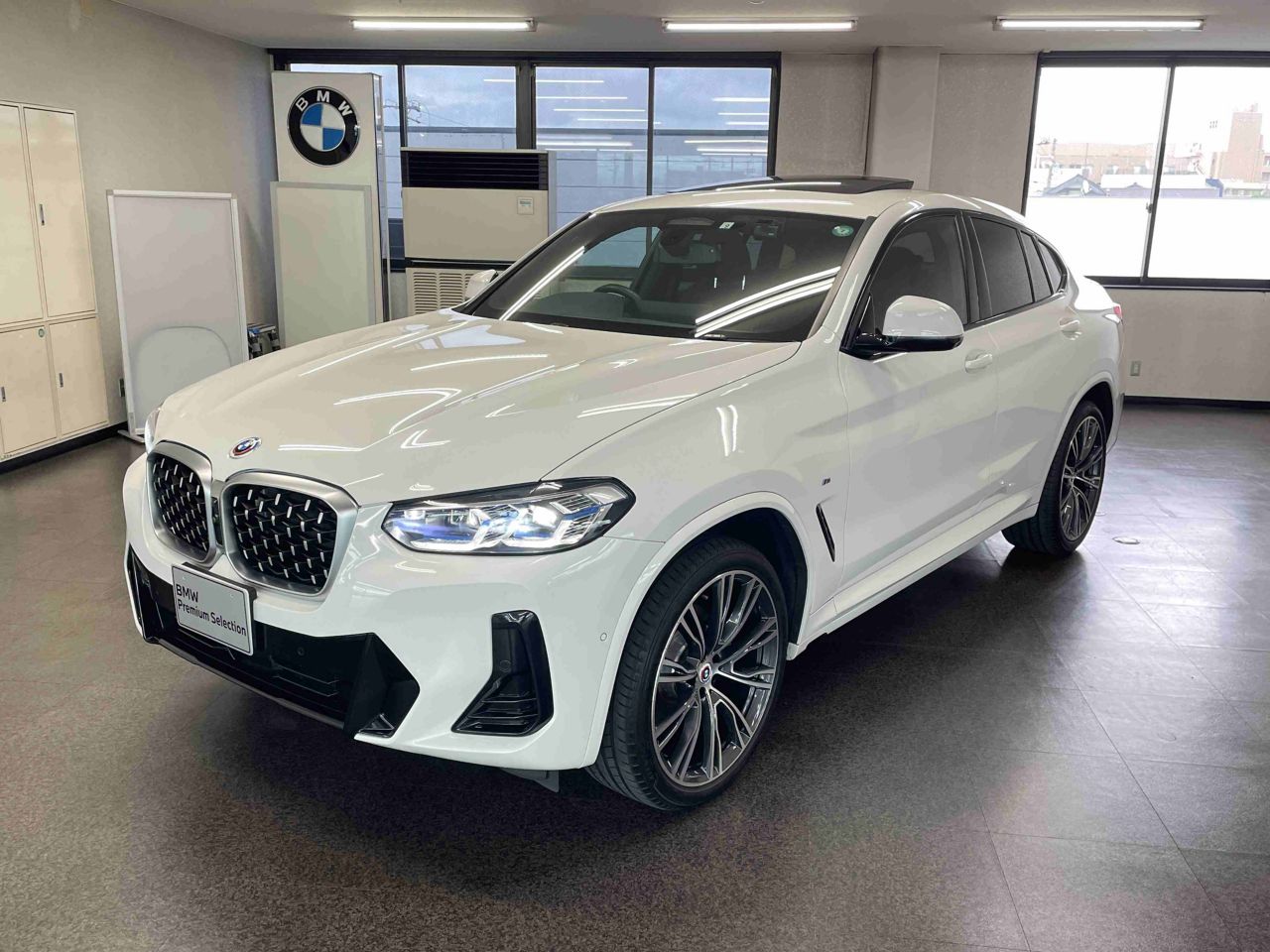 X4 xDrive20d RHD